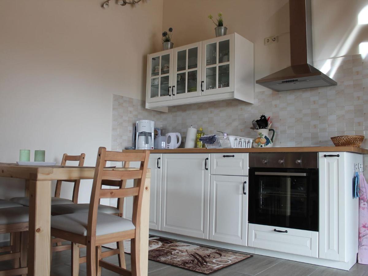 Comfy Farmhouse In Brusow With Garden Kropelin Luaran gambar