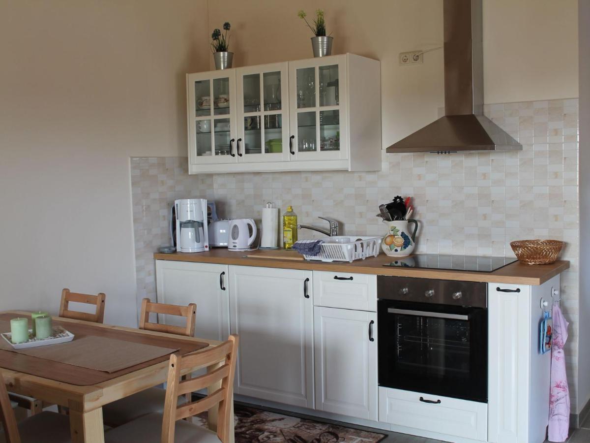 Comfy Farmhouse In Brusow With Garden Kropelin Luaran gambar