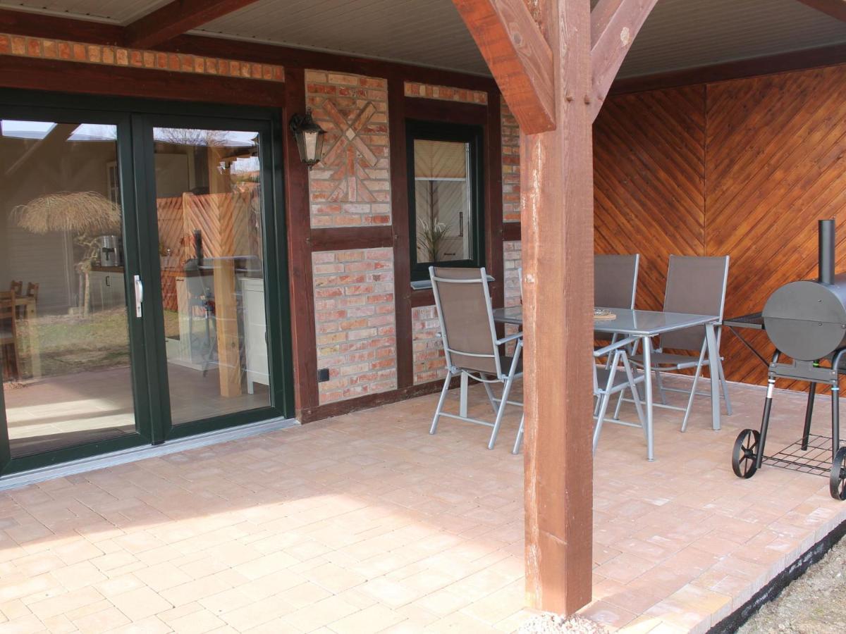 Comfy Farmhouse In Brusow With Garden Kropelin Luaran gambar